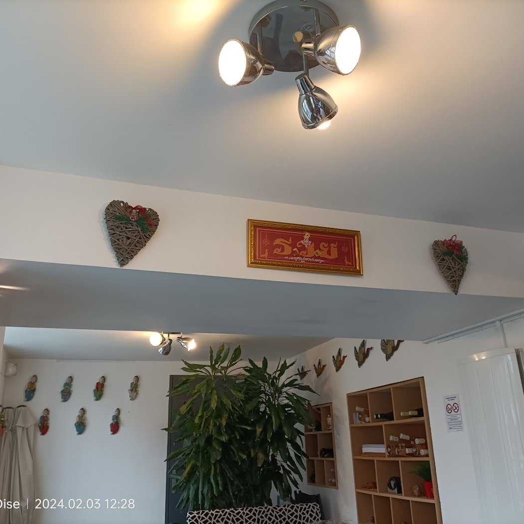 Rojana Thai Cuisine 2